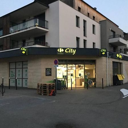 Logement A Brive Avec Terrasse Et Climatisation - Pres De La Gare Et Du Centre-Ville - Wifi Et Stationnement Gratuit المظهر الخارجي الصورة